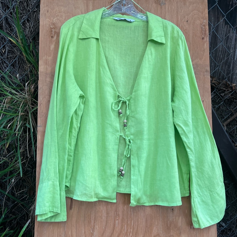 Sale🔥🔥Zara Bright Green Linen Blouse